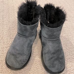 Mini Bailey Bow Ugg boots